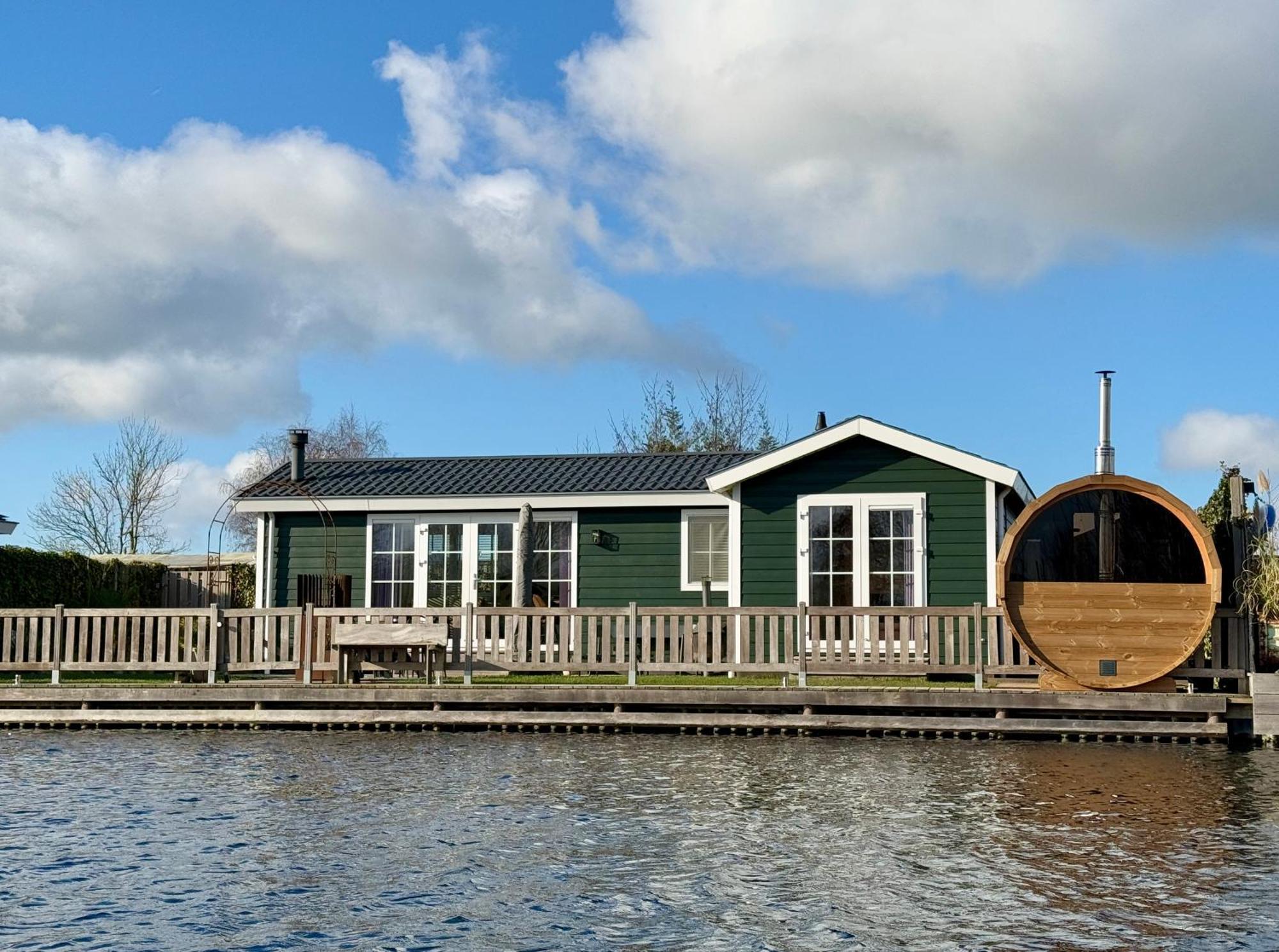 New - Private Residence With Sauna - On A Lake Near Amsterdam フィンケフェーン エクステリア 写真